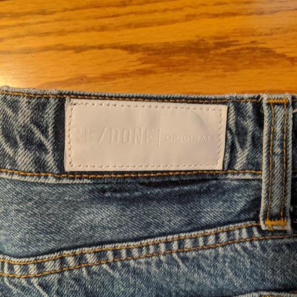 Re/Done Levi's Mini skirt in the colour "90's" -  25 - Picture 6 of 9